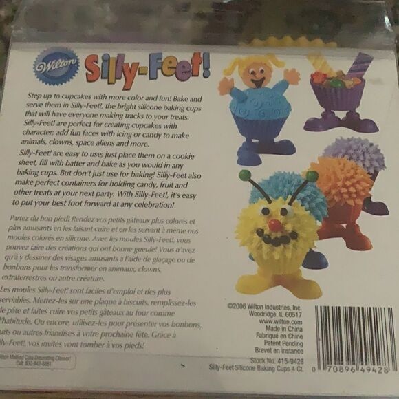 Wilton Silly-Feet  - Picture 2 of 3